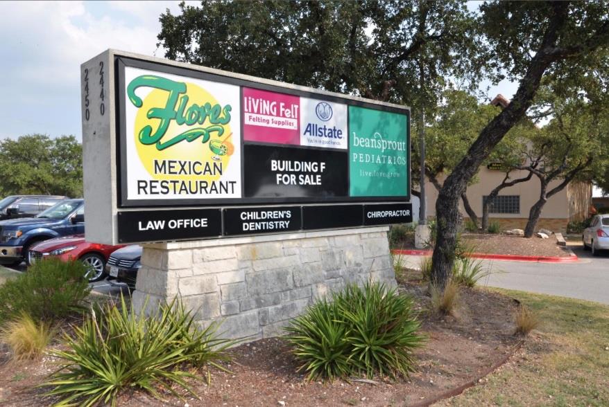 2440 E Hwy 290 Hwy #e-22 Property Photo 3