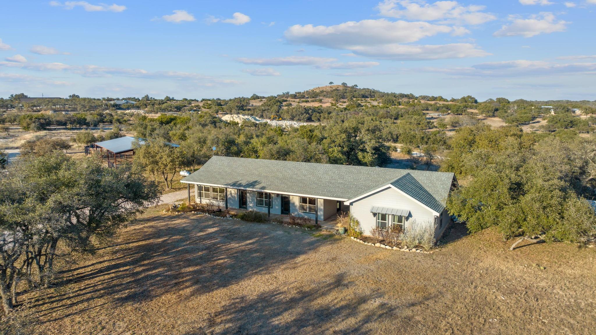 395 Sendero Property Photo 3