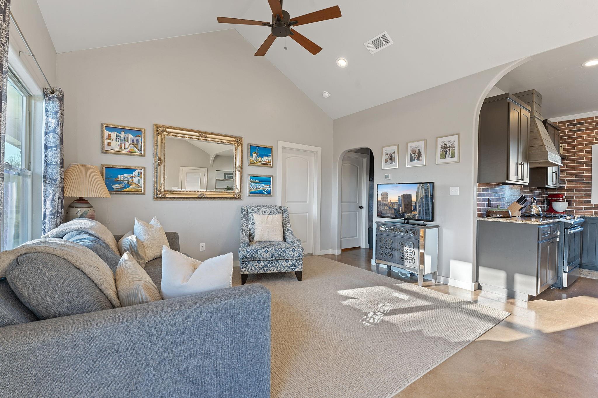 395 Sendero Property Photo 6