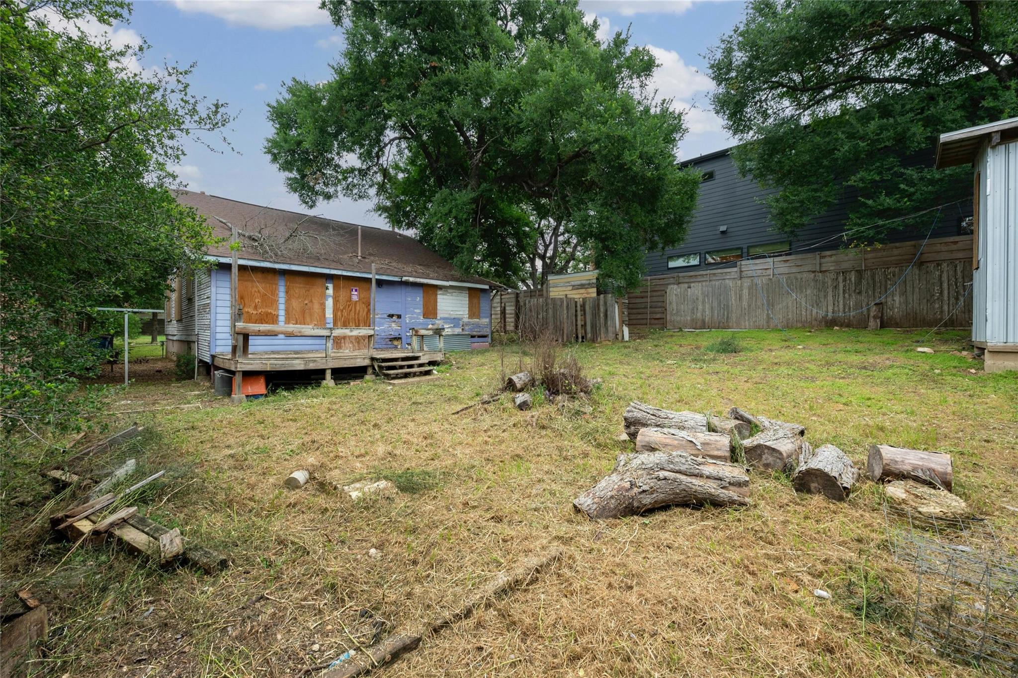 4510 Lareina Dr Property Photo 9