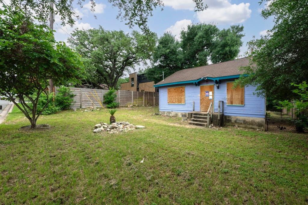 4510 Lareina Dr Property Photo 10
