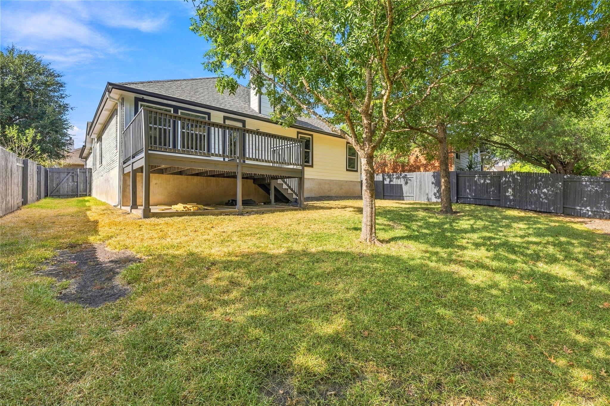 2114 Faldo Ln Property Photo 33