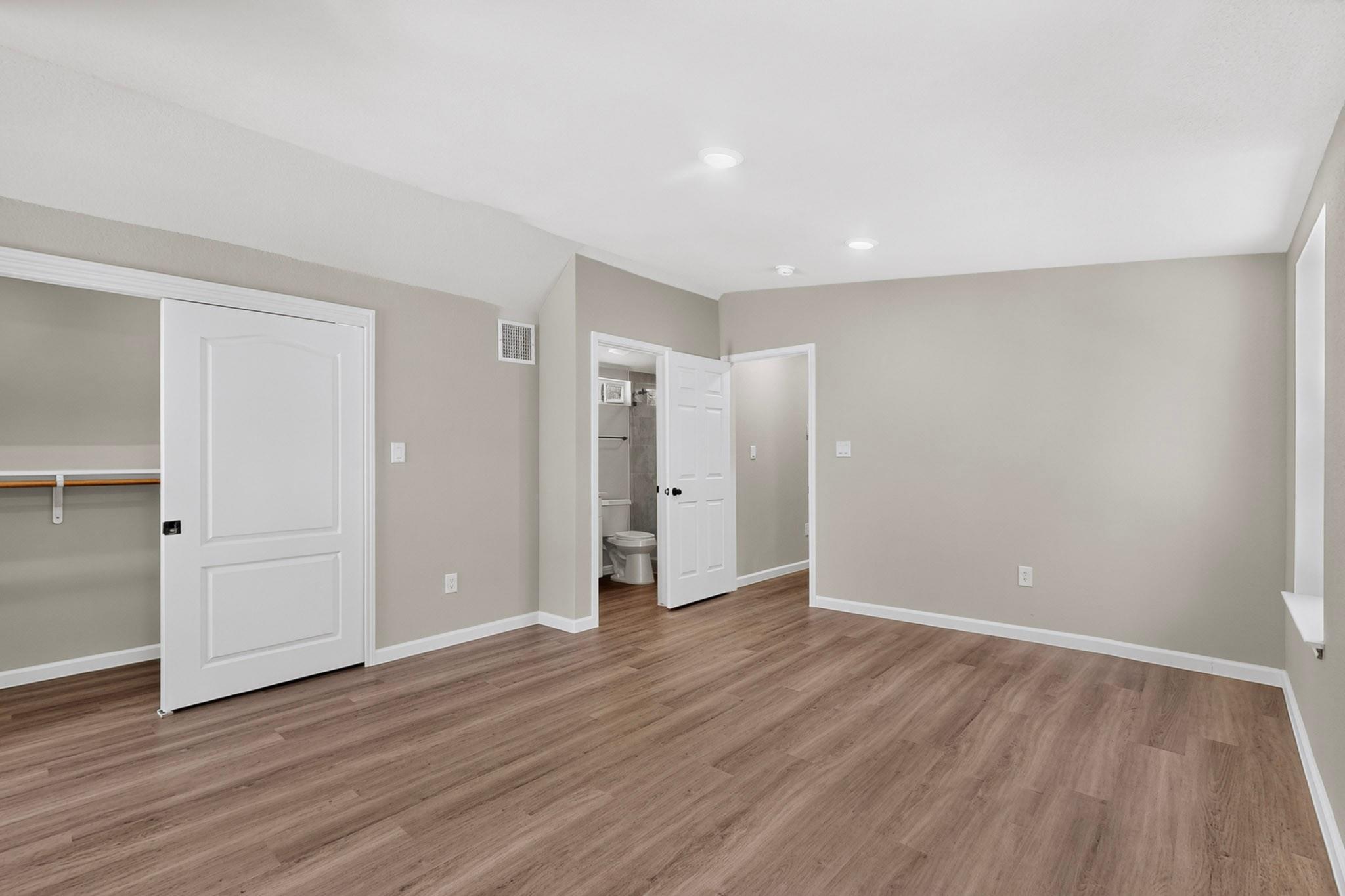 158 Fealy Rd Property Photo 22