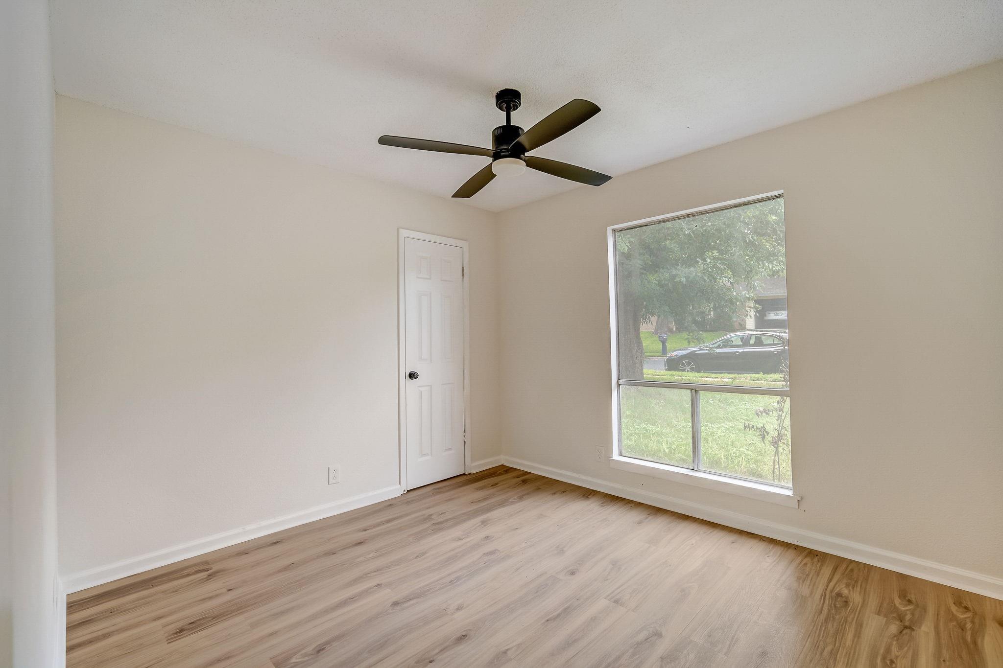 6009 Glen Meadow Dr Property Photo 18
