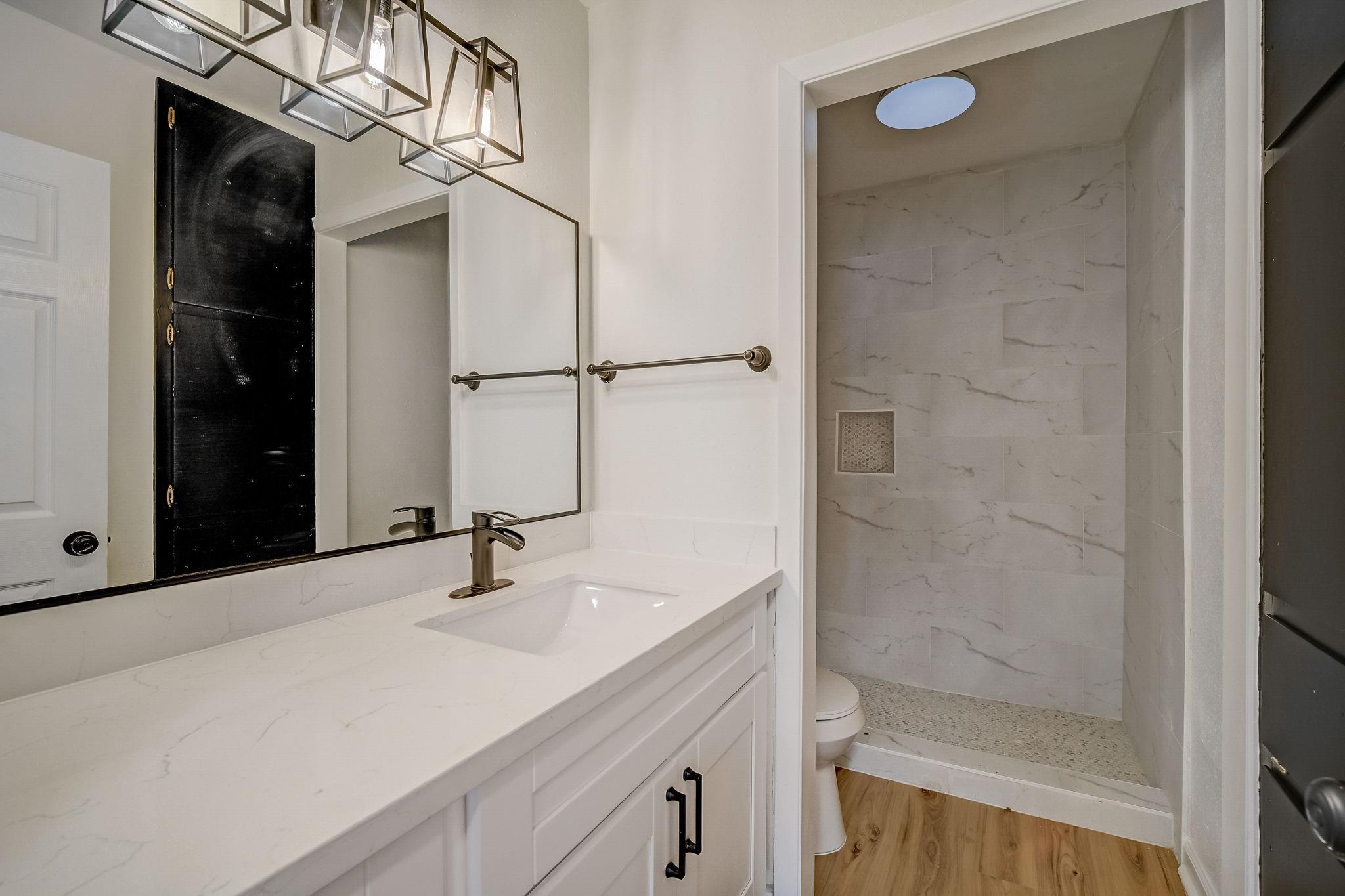 6009 Glen Meadow Dr Property Photo 20