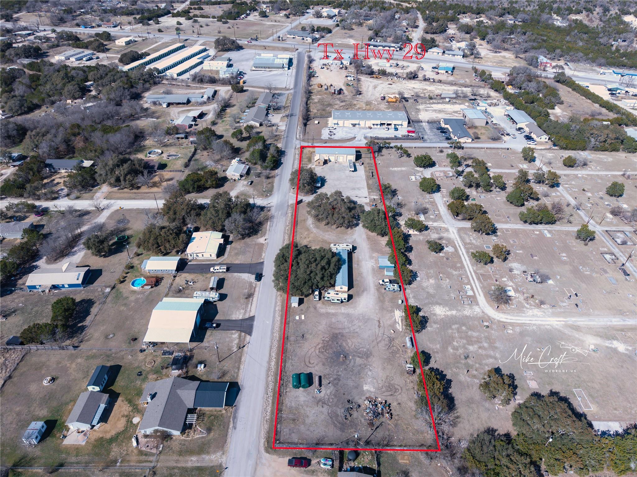 500 Southland Dr Property Photo 3