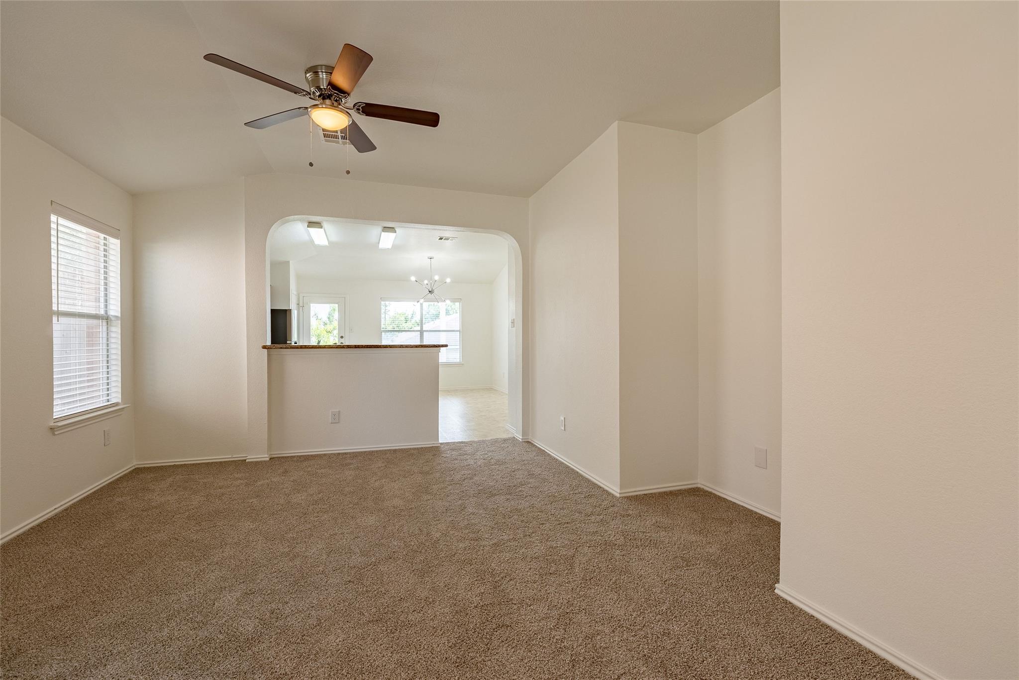 12905 Thomas Jefferson St Property Photo 5