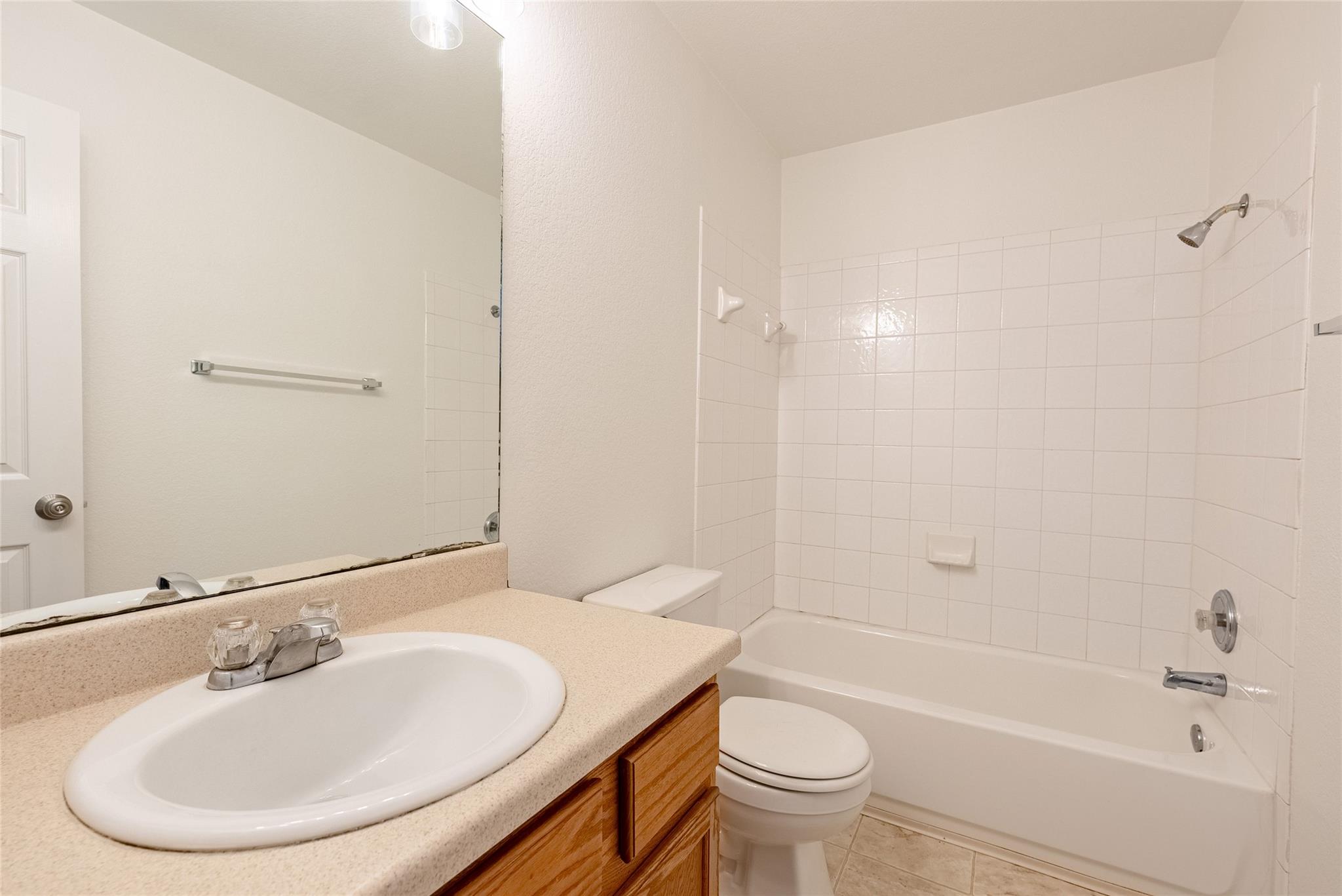 12905 Thomas Jefferson St Property Photo 10