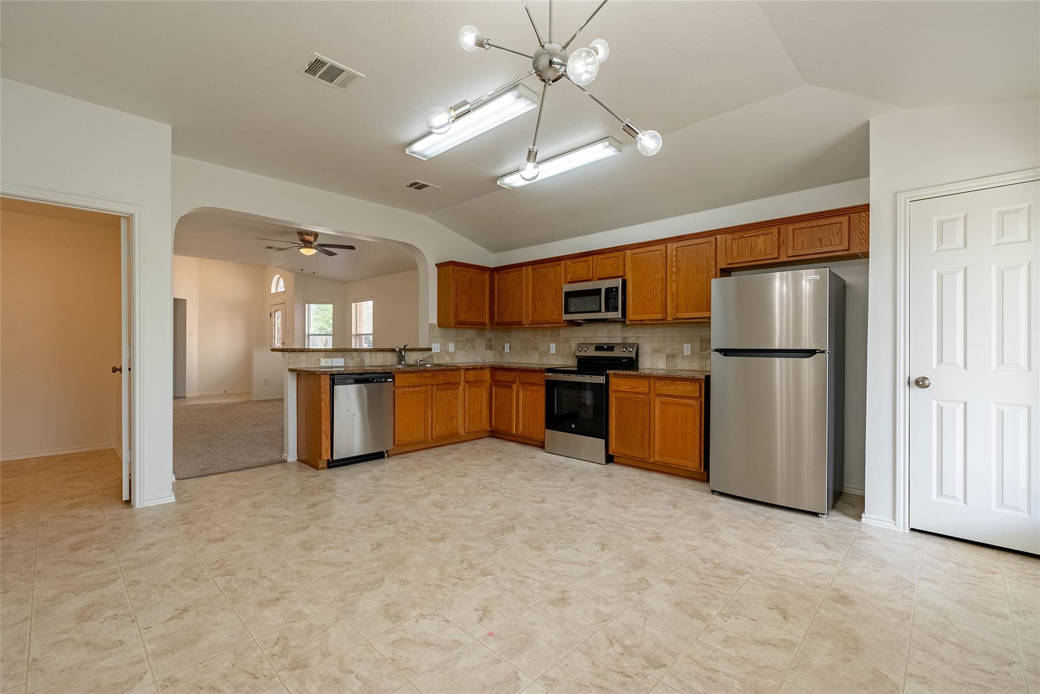 12905 Thomas Jefferson St Property Photo 12