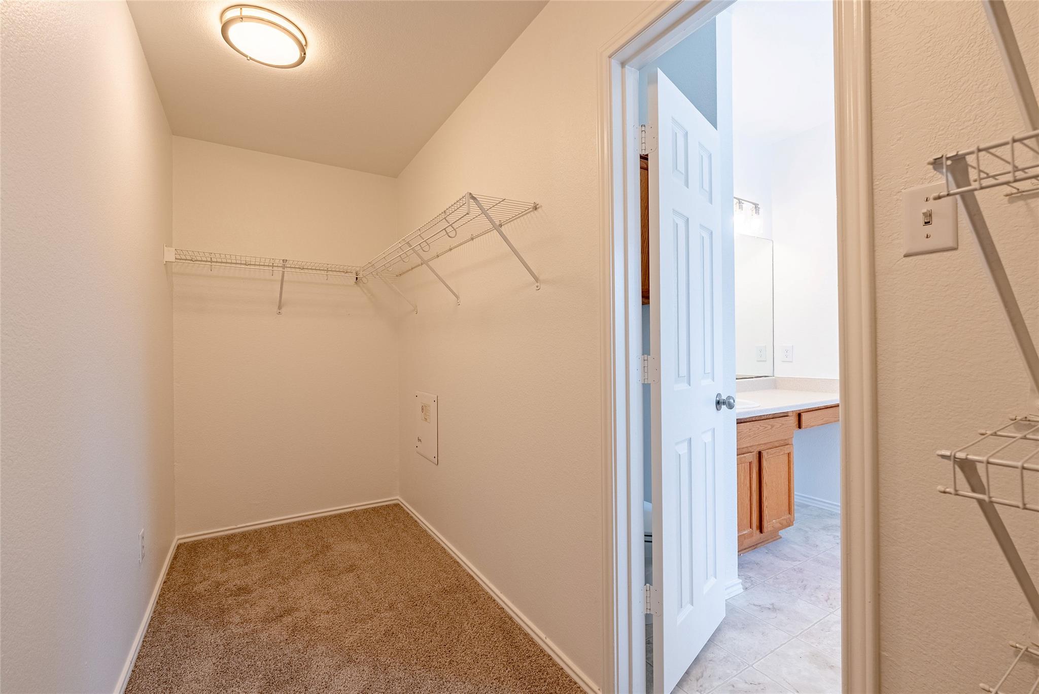 12905 Thomas Jefferson St Property Photo 18