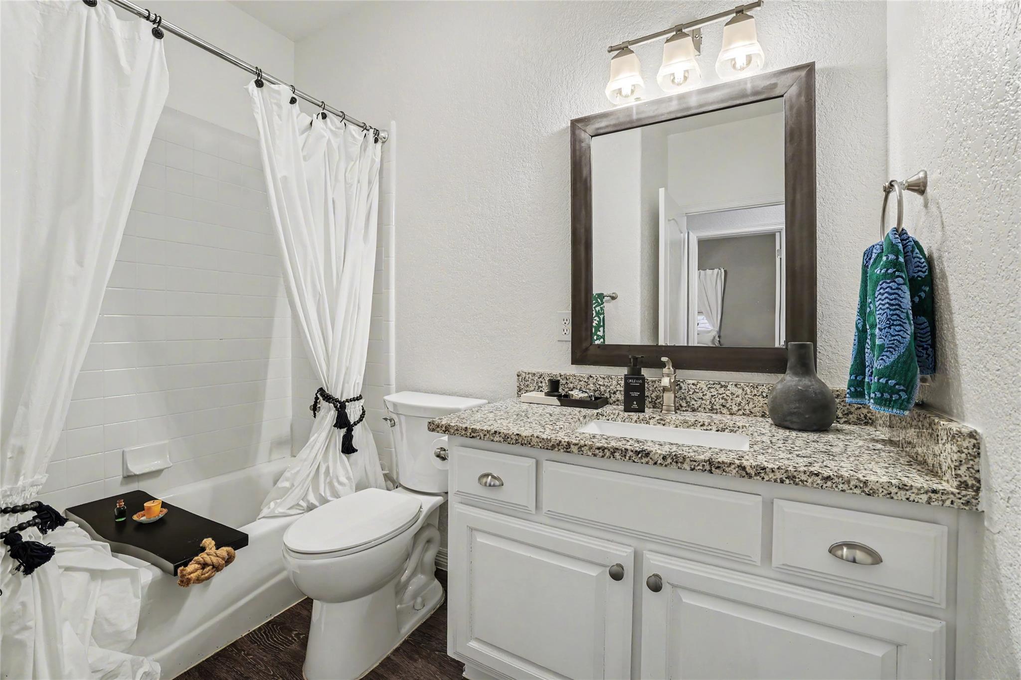 111 Brazos Dr Property Photo 33