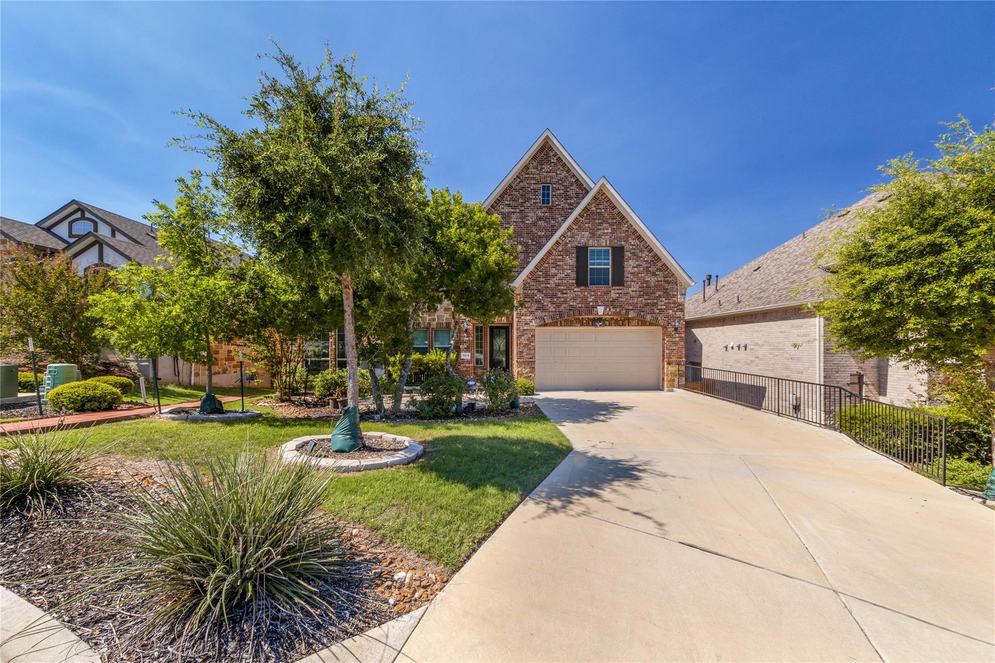 5104 Alonso Dr Property Photo 3