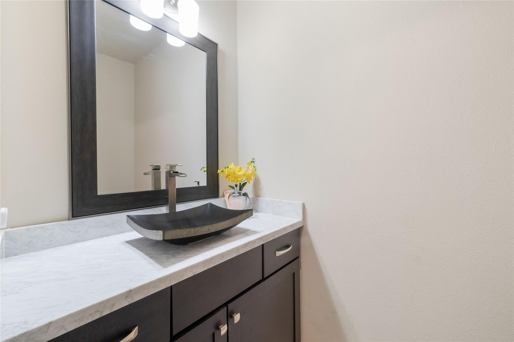 5104 Alonso Dr Property Photo 18