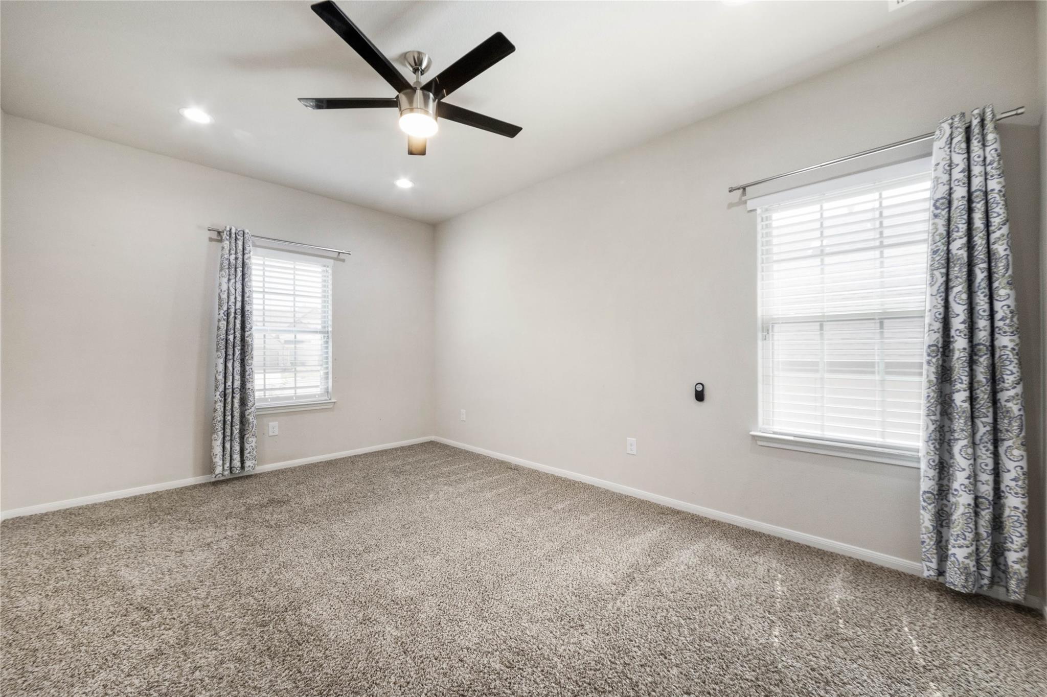 5104 Alonso Dr Property Photo 27
