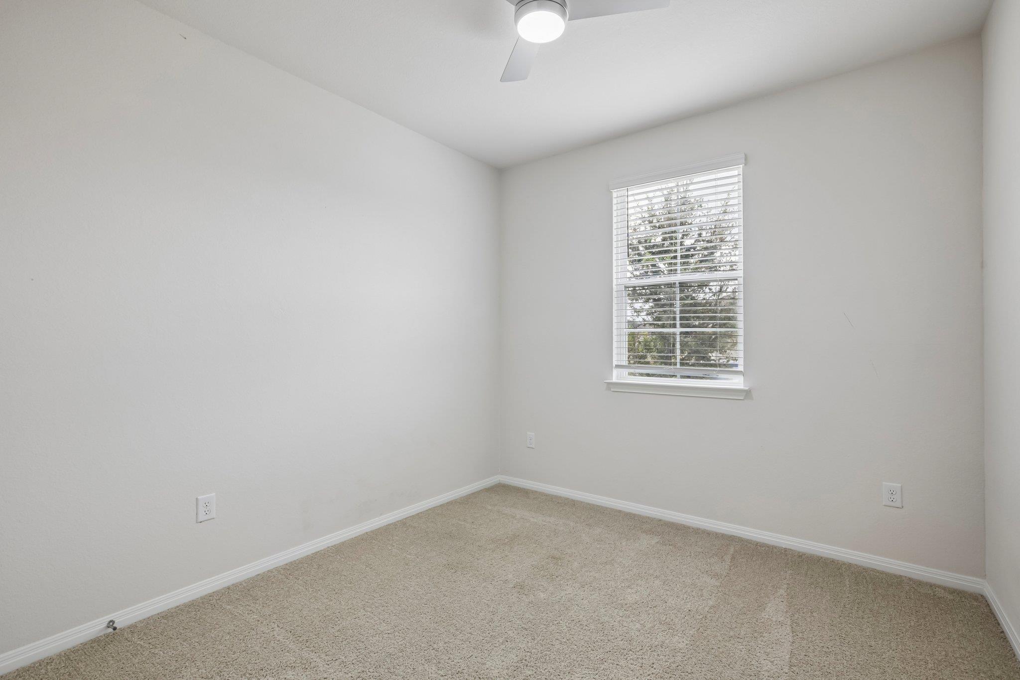 149 Mackinac Ln Property Photo 22