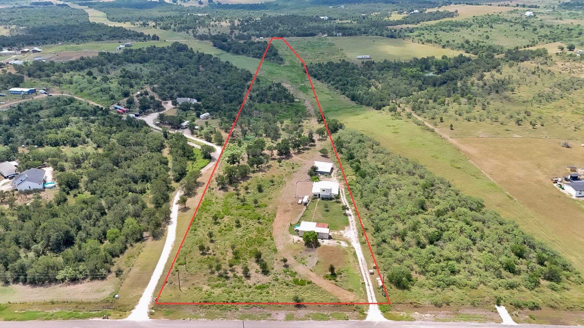 2690 County Road 466 None Property Photo 1