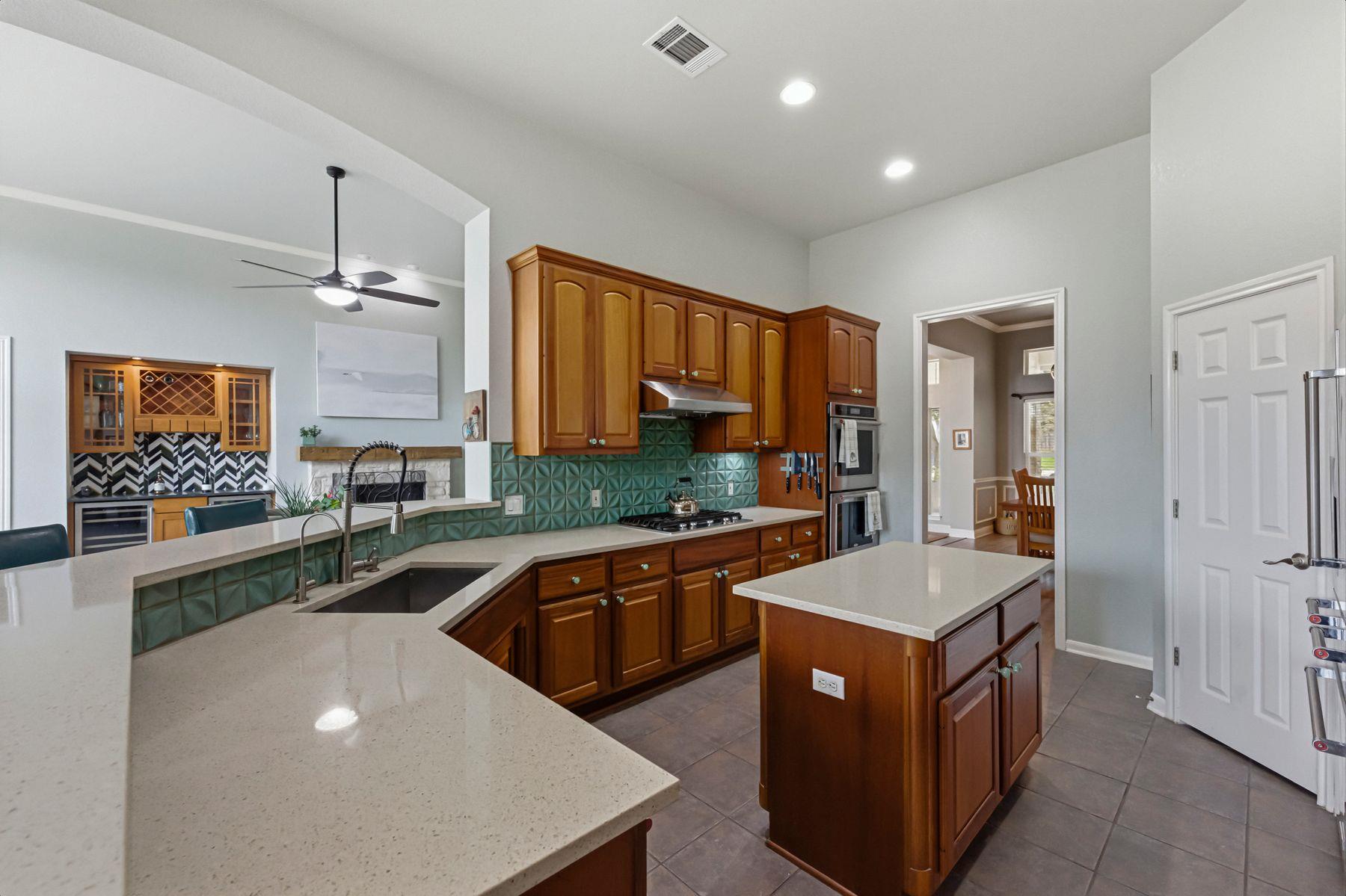 9720 Anchusa Trl Property Photo 12