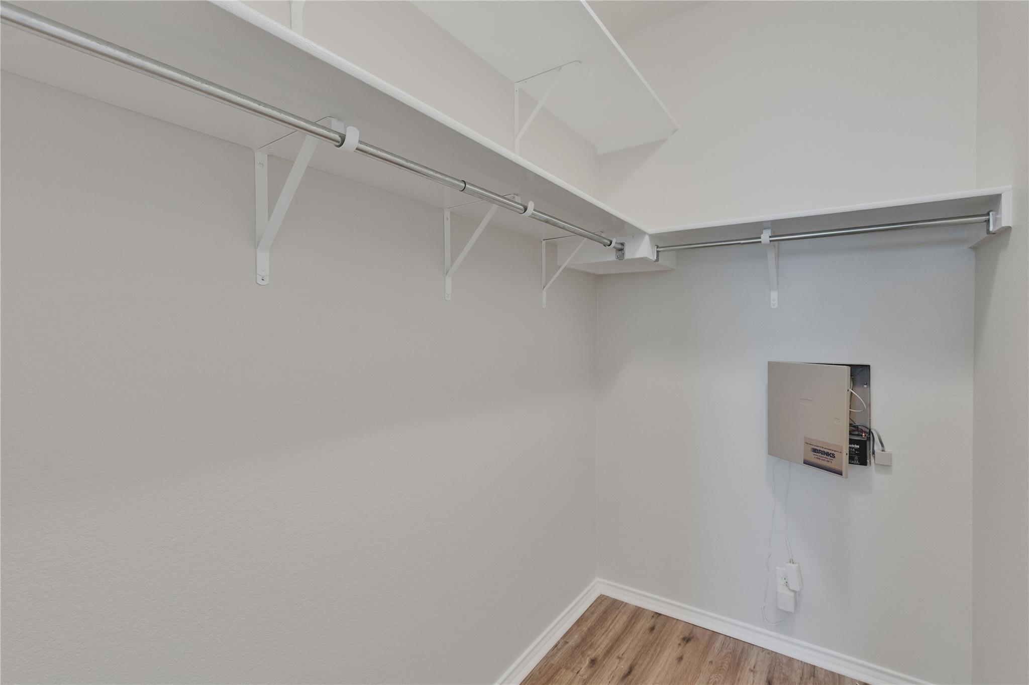 521 New Country Rd Property Photo 12