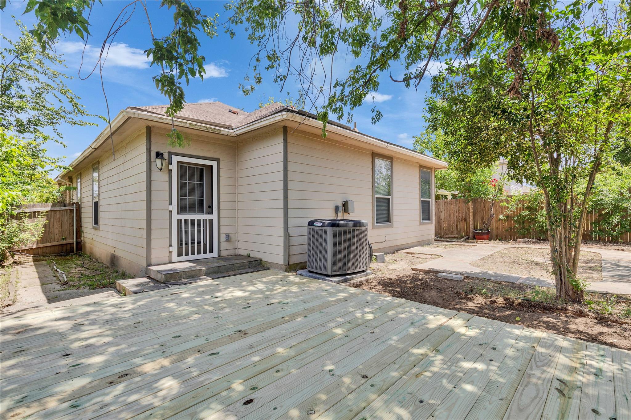 521 New Country Rd Property Photo 24