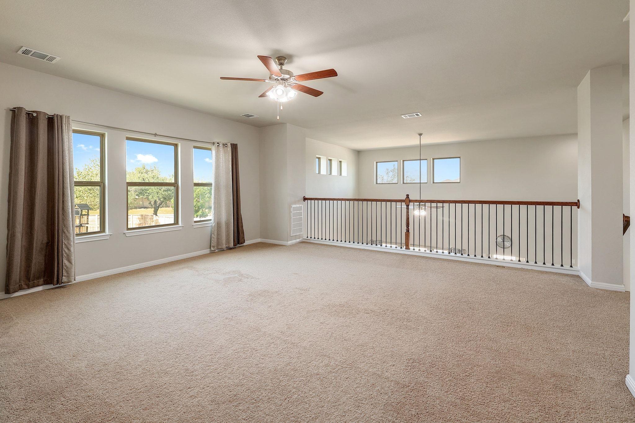 1136 Almeria Bnd Property Photo 18