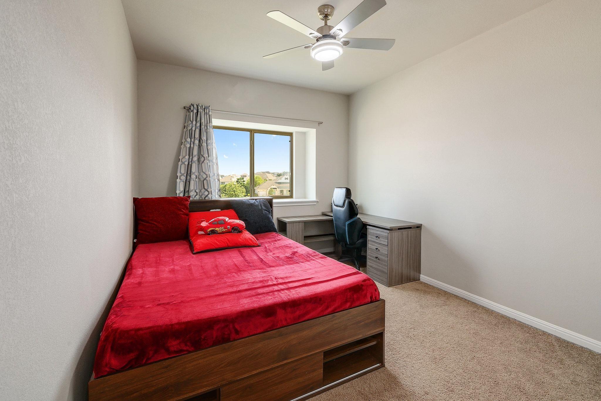 1136 Almeria Bnd Property Photo 23
