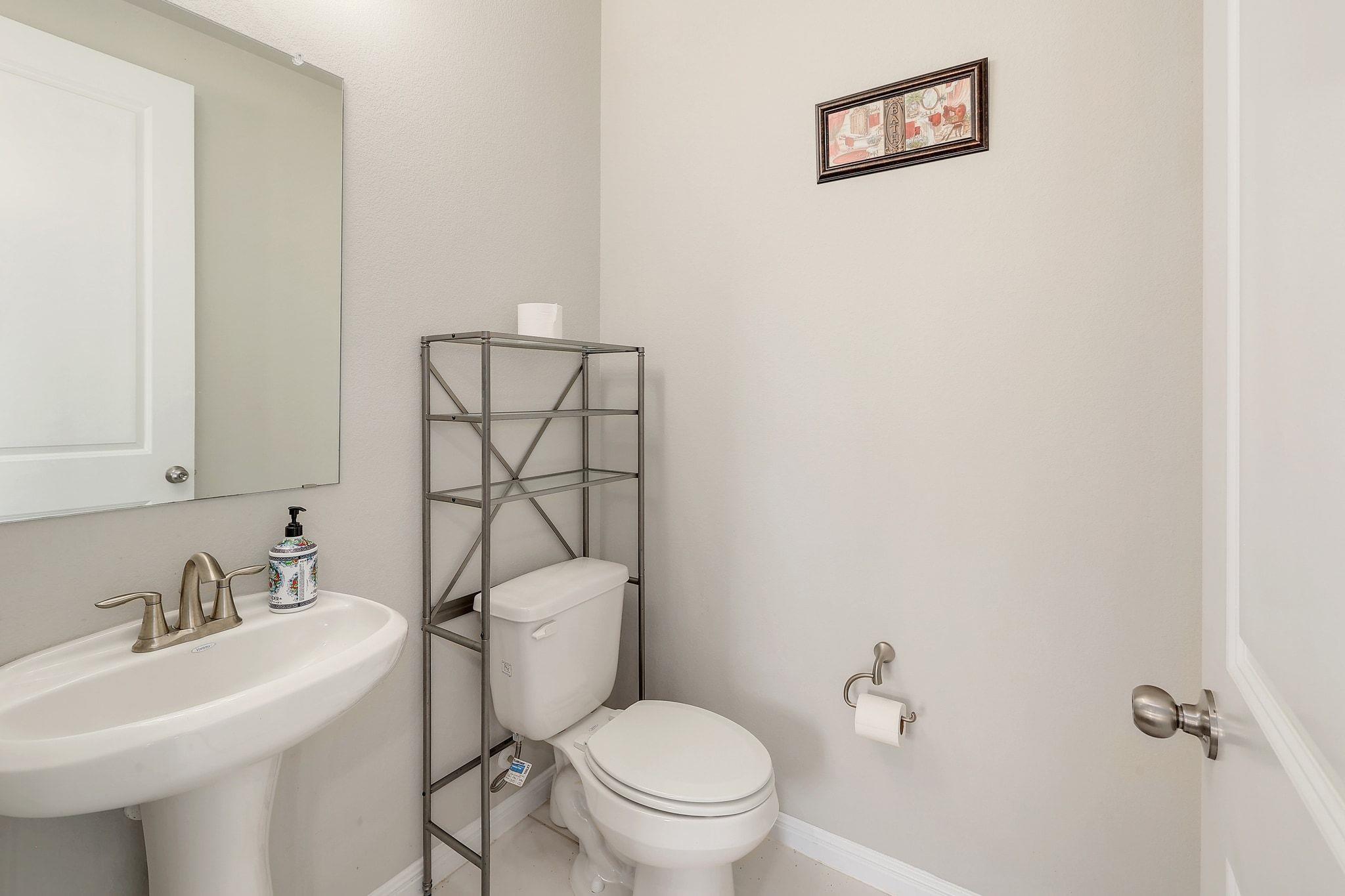 1136 Almeria Bnd Property Photo 25