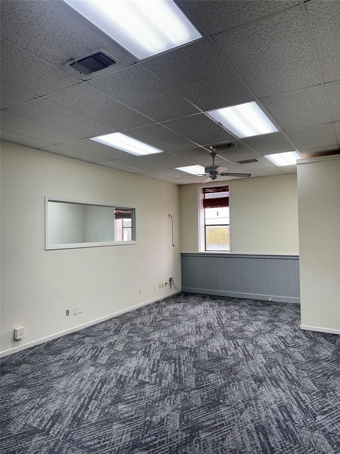 300 N Us Highway 281 St Property Photo 17
