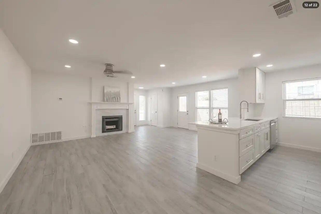 303 Fantail Loop #b Property Photo 2