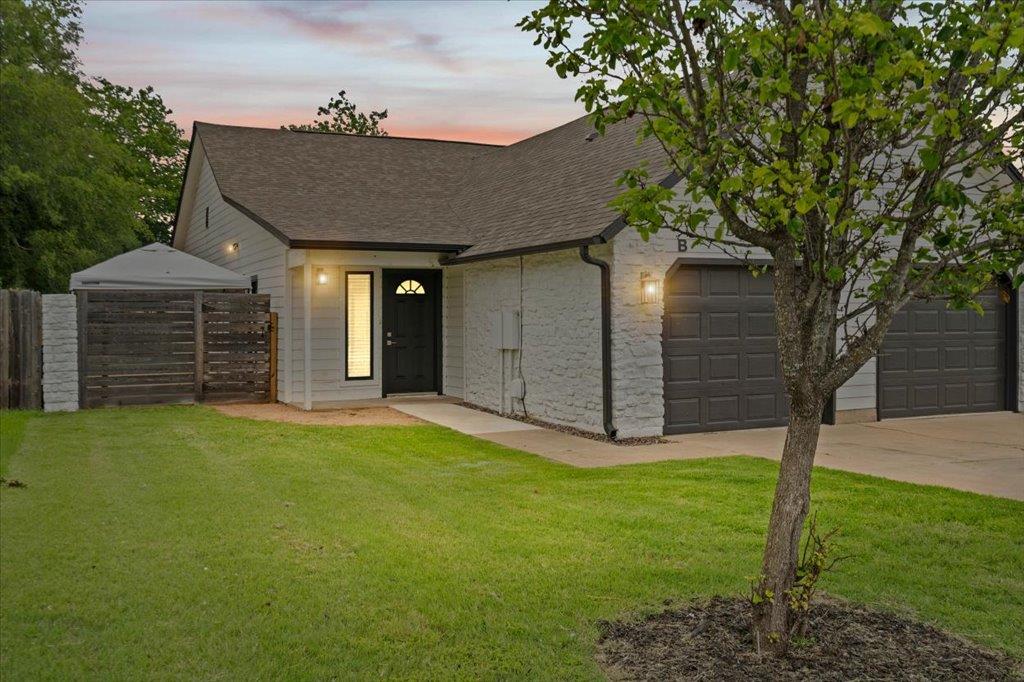 303 Fantail Loop #b Property Photo 2