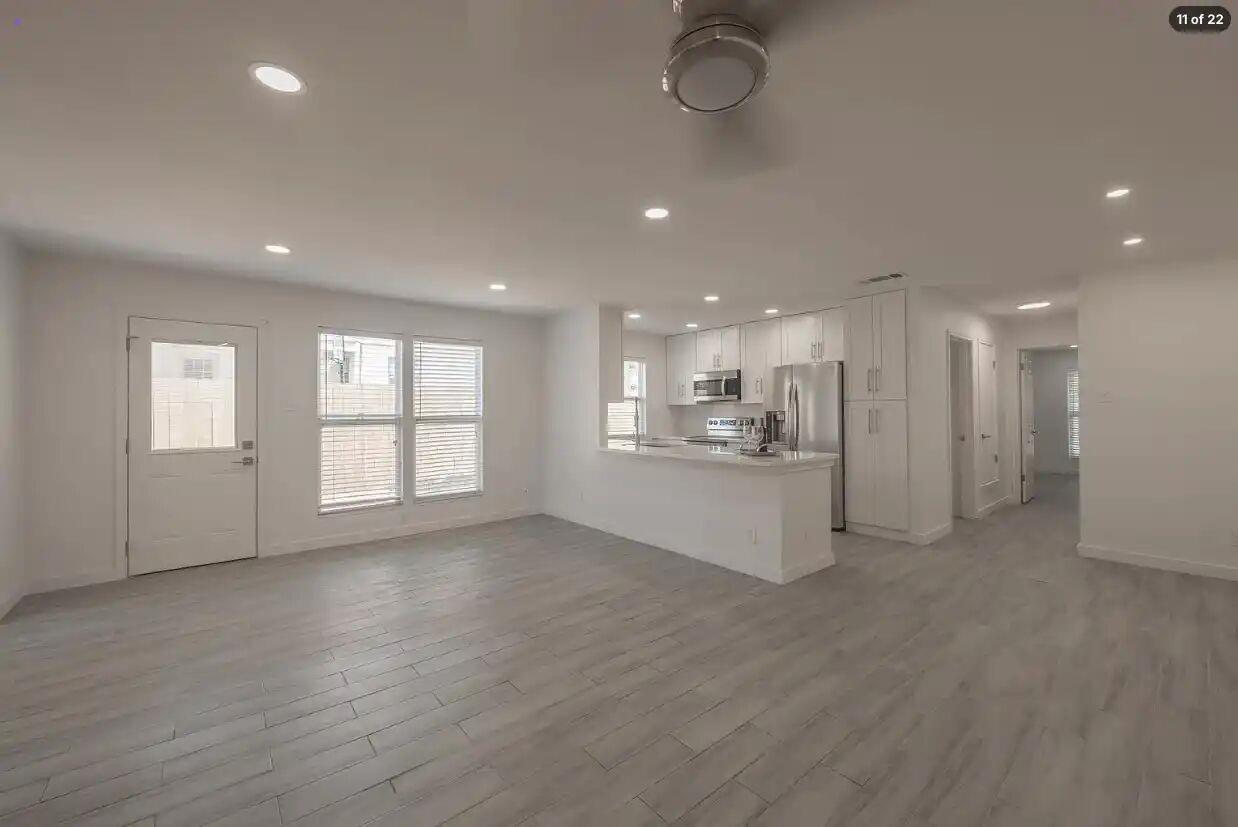 303 Fantail Loop #b Property Photo 8