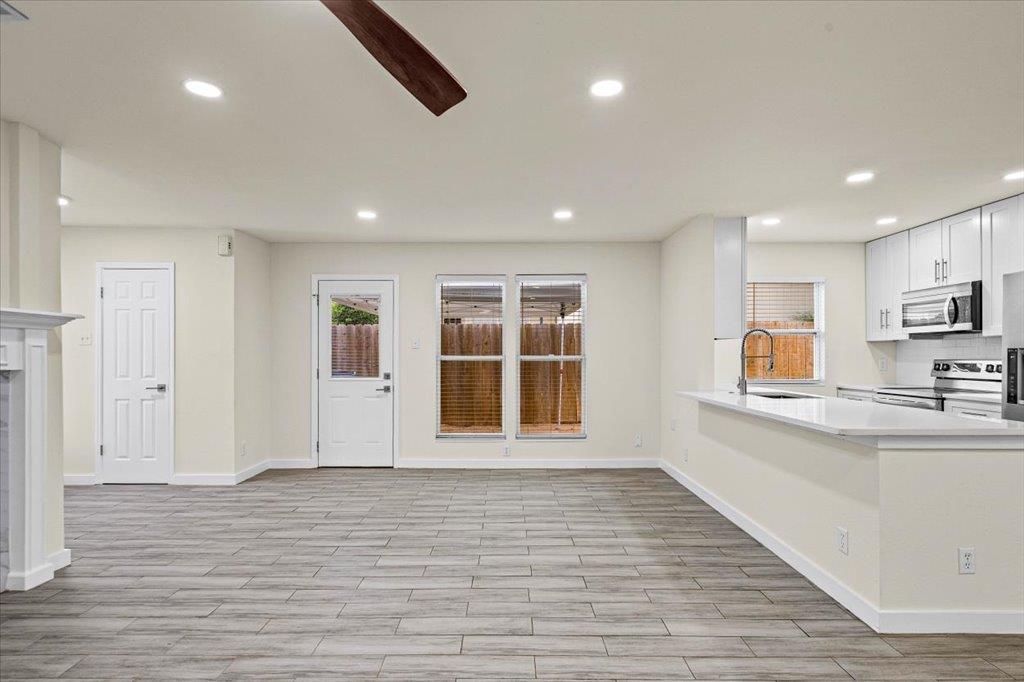303 Fantail Loop #b Property Photo 10