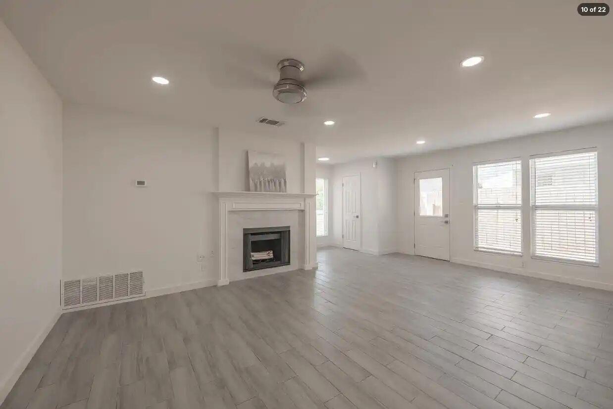 303 Fantail Loop #b Property Photo 11