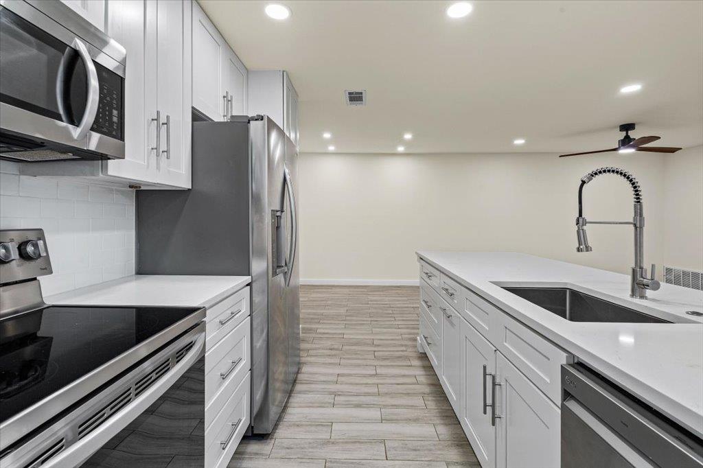 303 Fantail Loop #b Property Photo 16