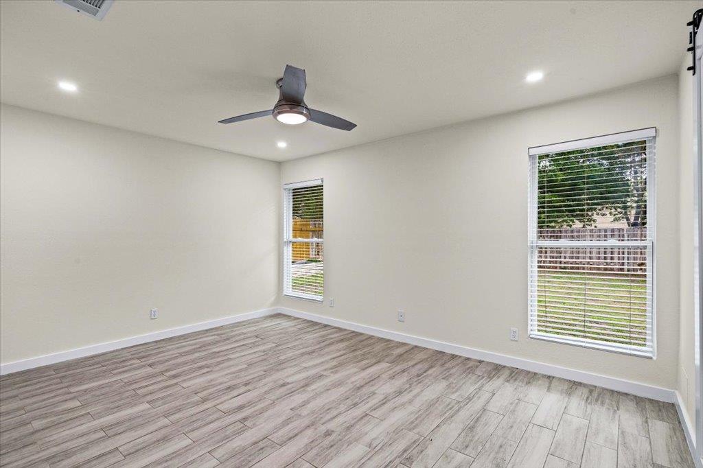 303 Fantail Loop #b Property Photo 17