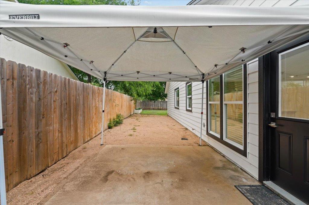 303 Fantail Loop #b Property Photo 26