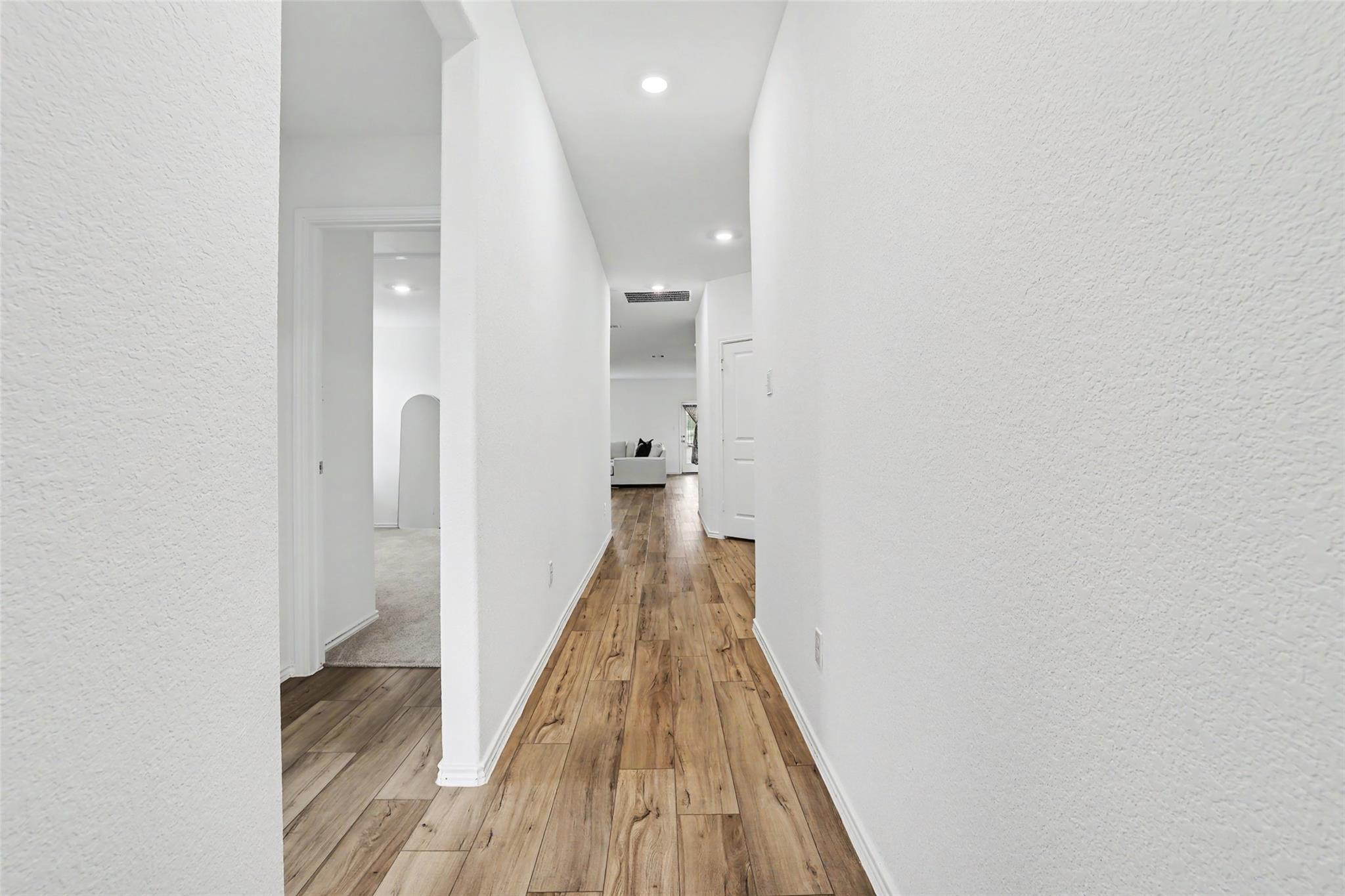 2333 Four Waters Loop Property Photo 5