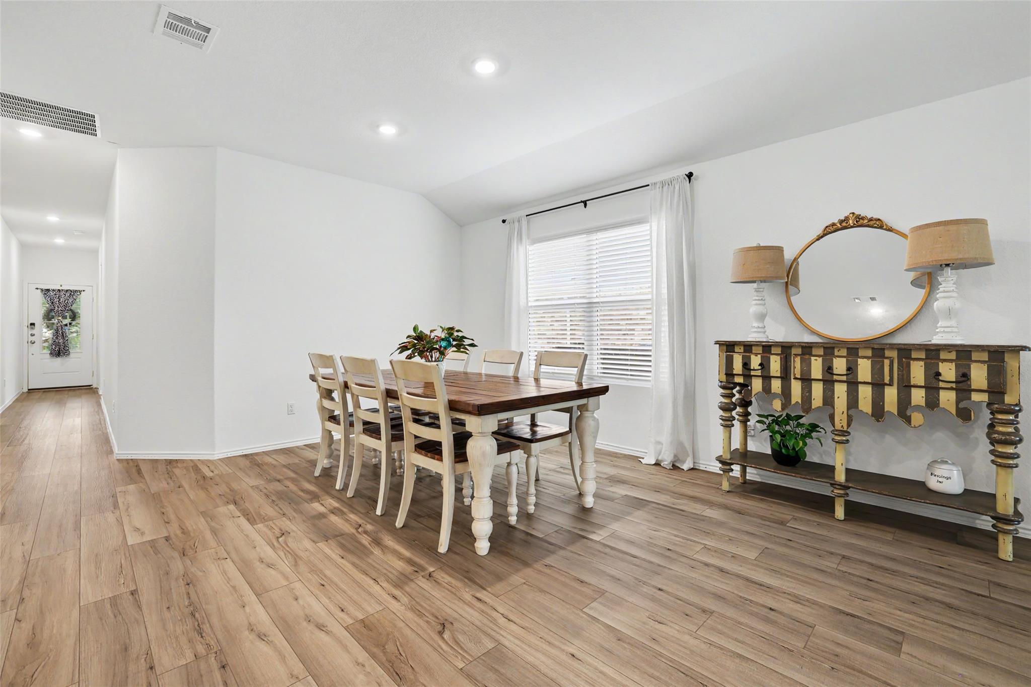 2333 Four Waters Loop Property Photo 8