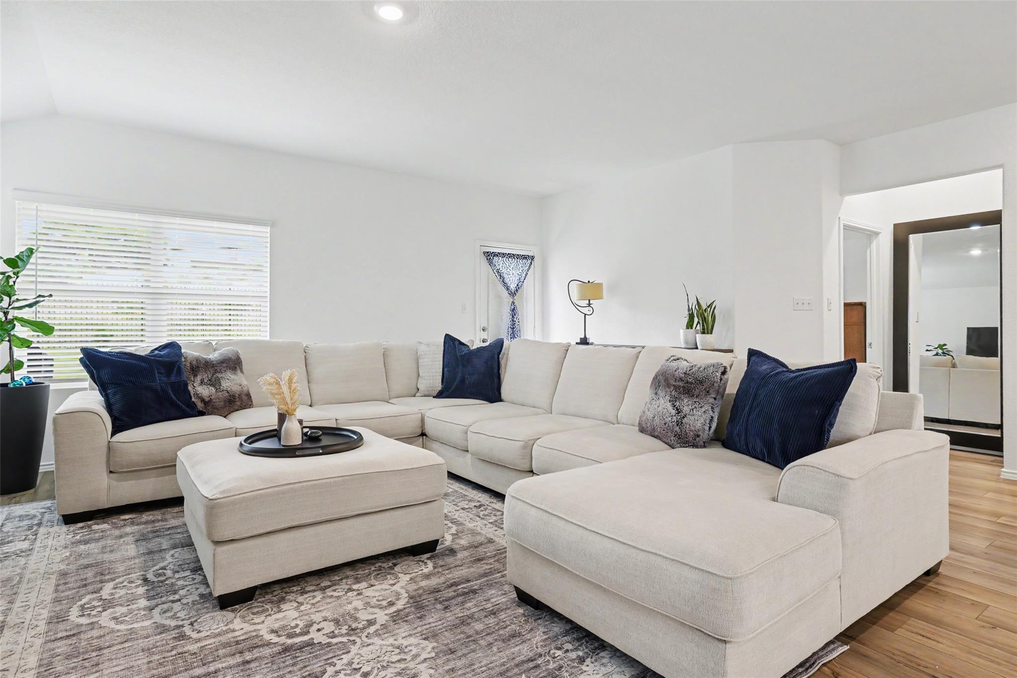 2333 Four Waters Loop Property Photo 9