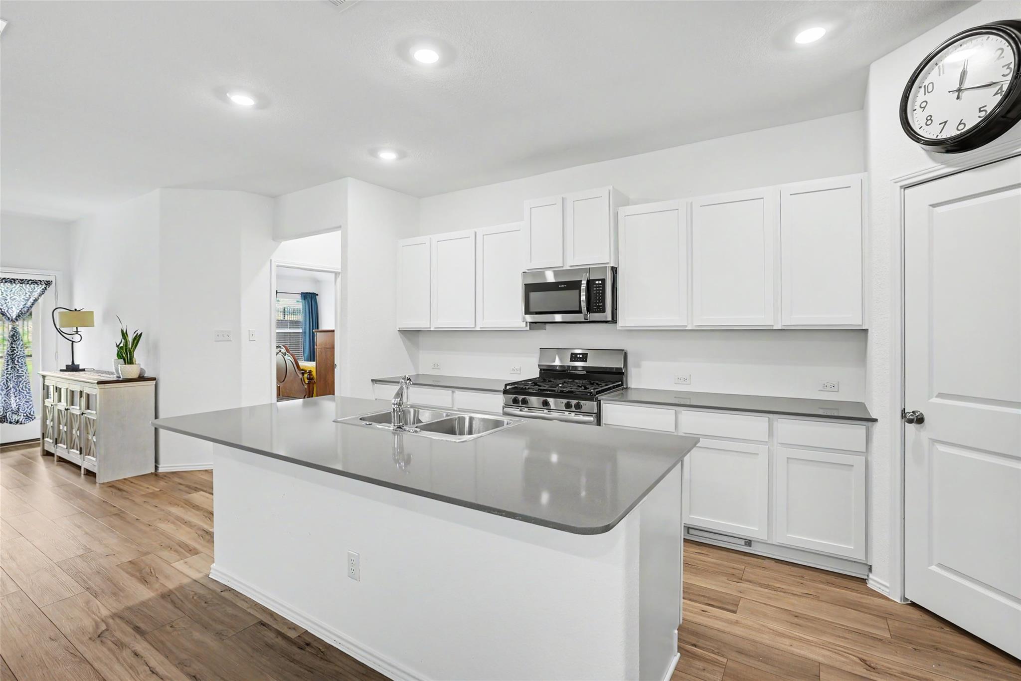 2333 Four Waters Loop Property Photo 13