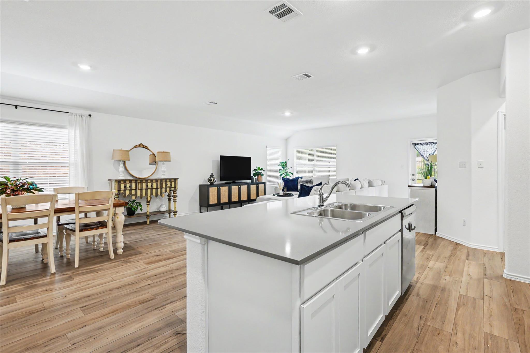 2333 Four Waters Loop Property Photo 16