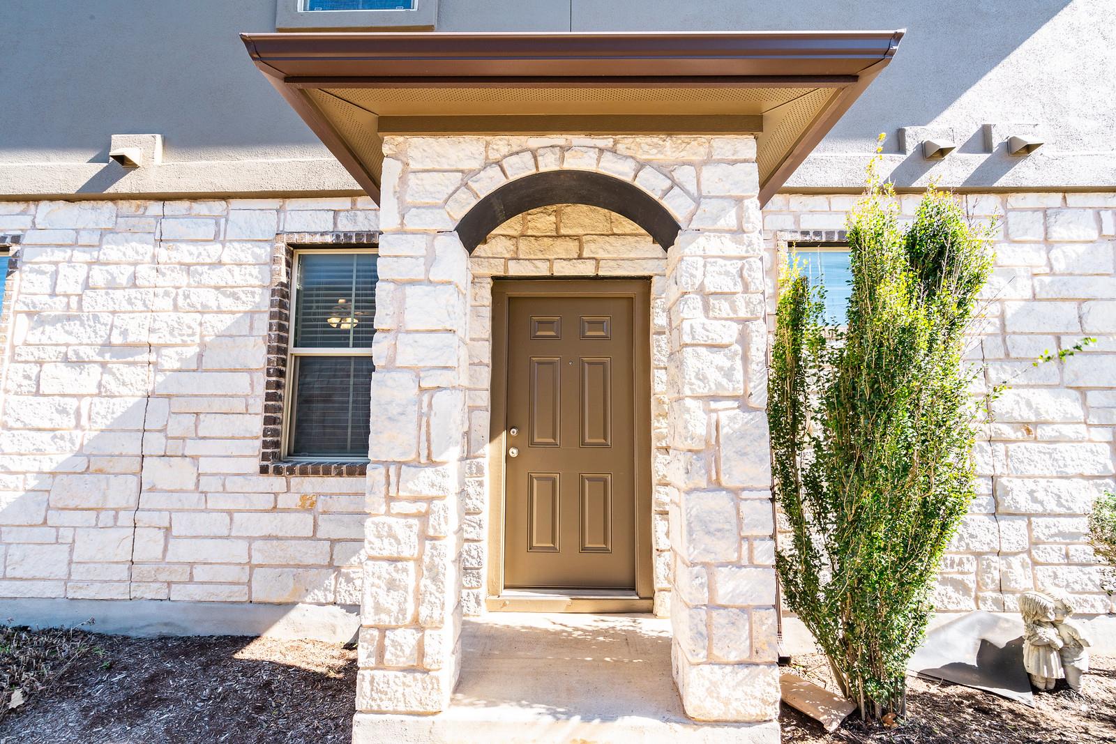 2880 Unit 3401 Donnell Dr 3401 Property Photo 1