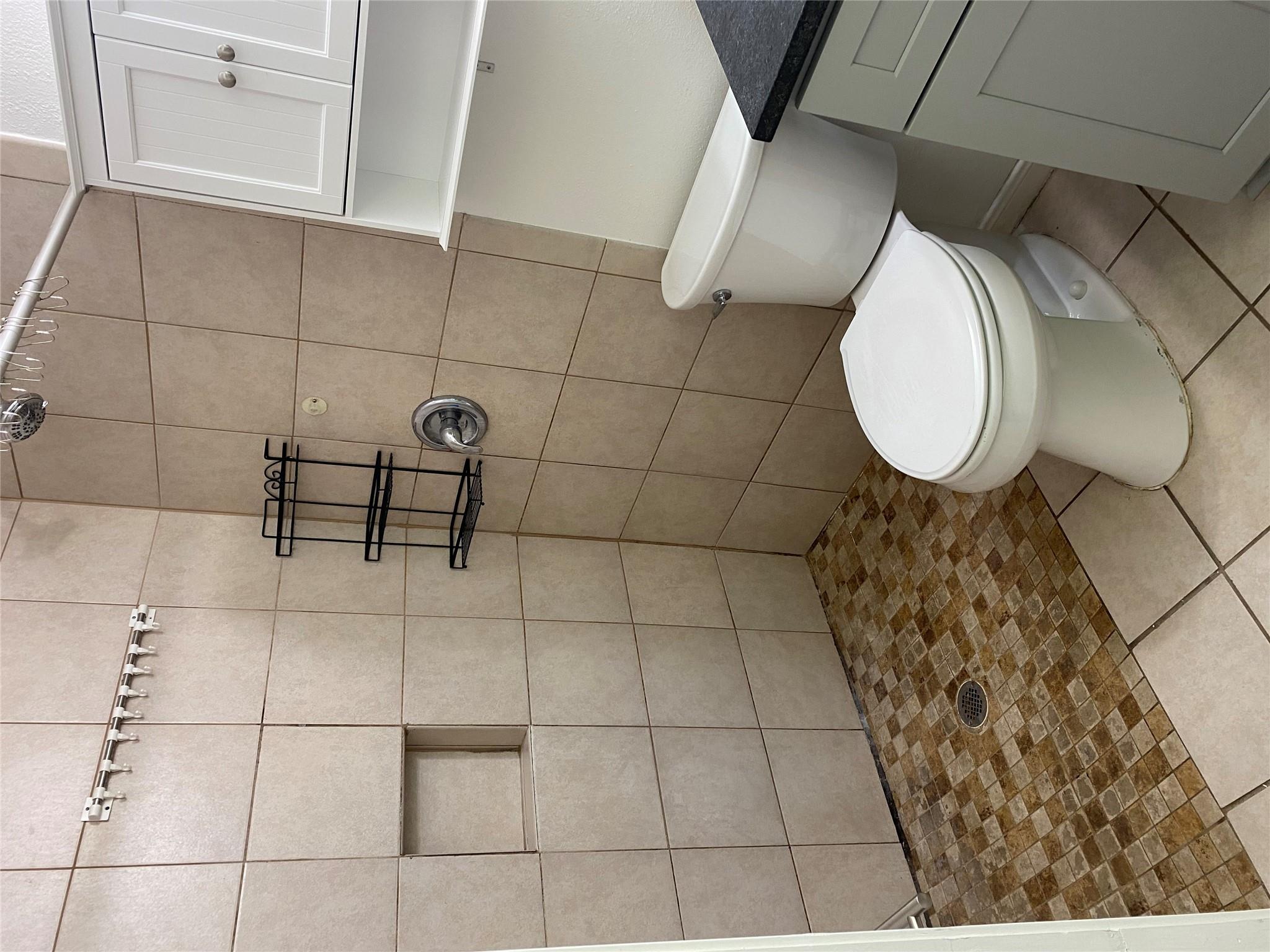 14201 Sussman Ct #b Property Photo 10