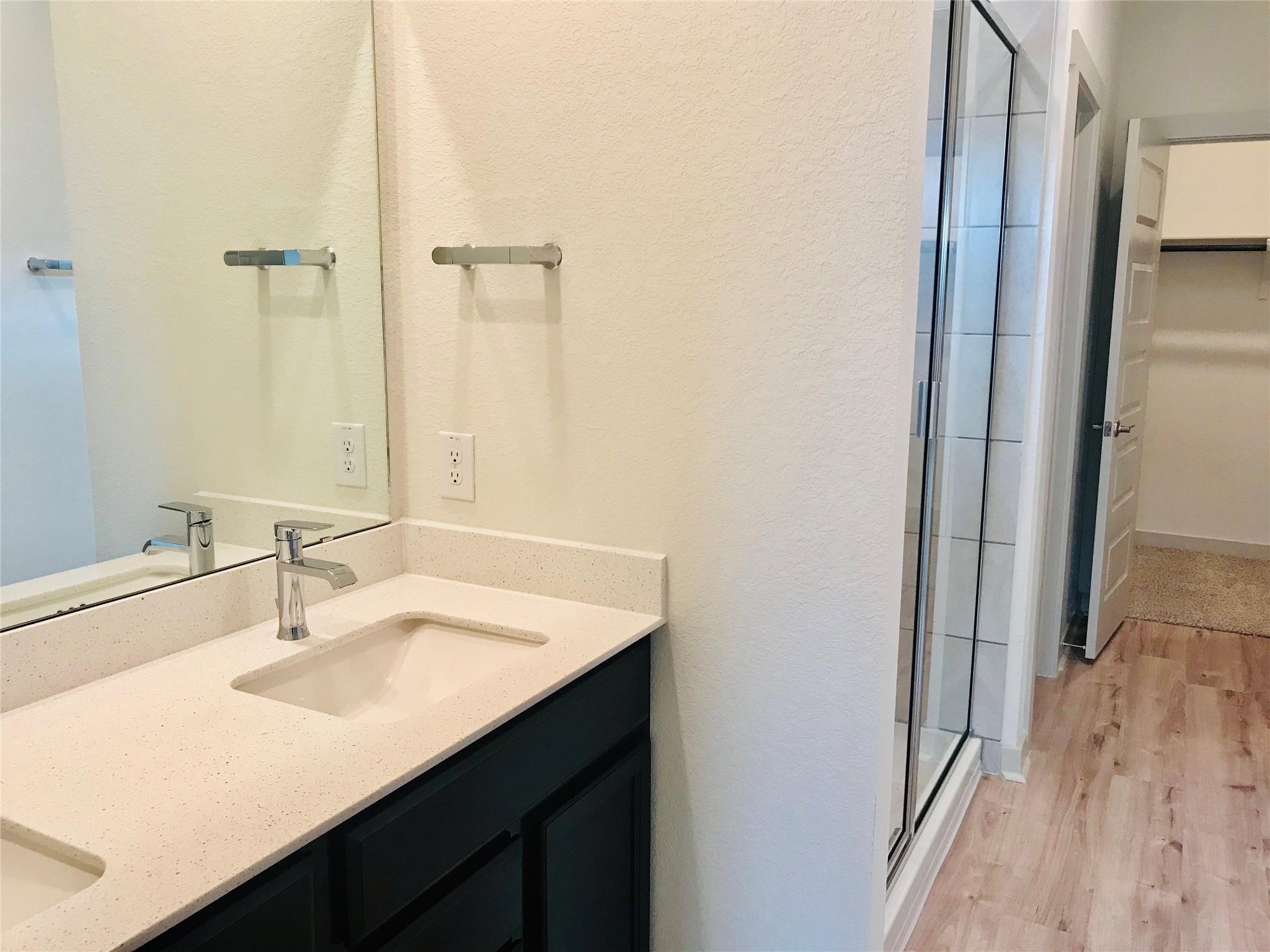 2025 Daleside Ln Property Photo 9