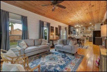610 Bohlmann Ave Property Photo 3