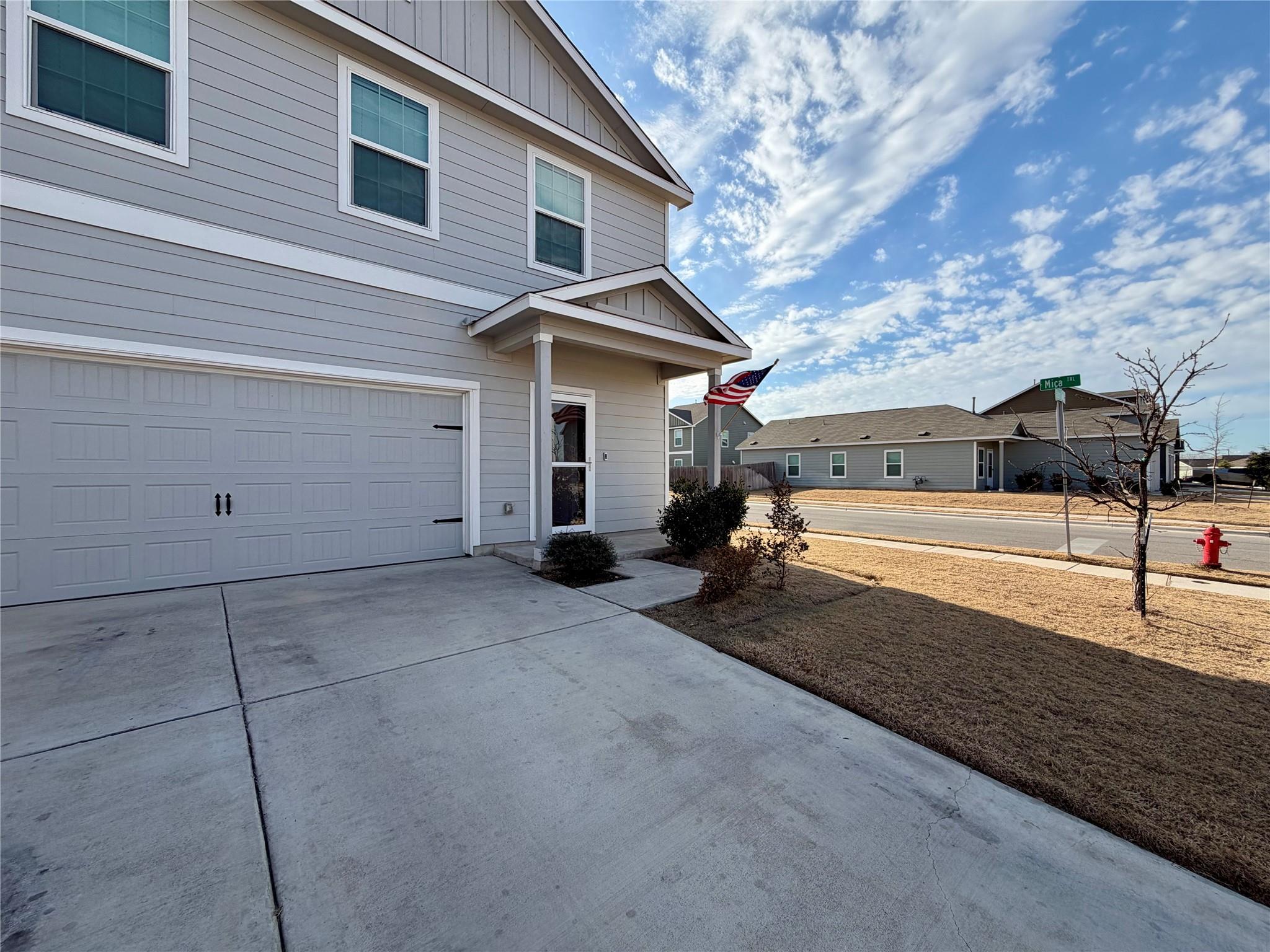 512 Gabbro Gdns Property Photo 2
