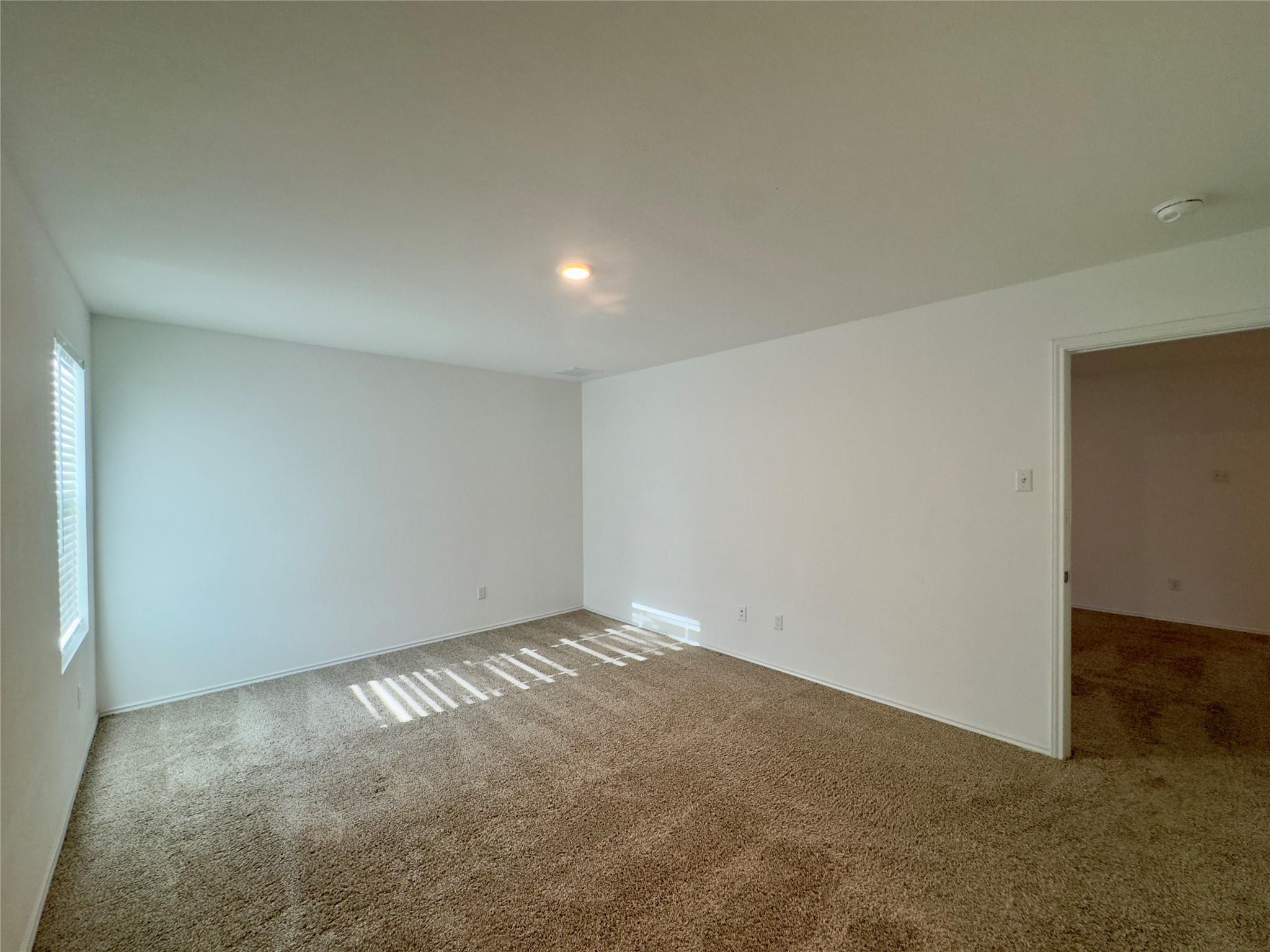 512 Gabbro Gdns Property Photo 12
