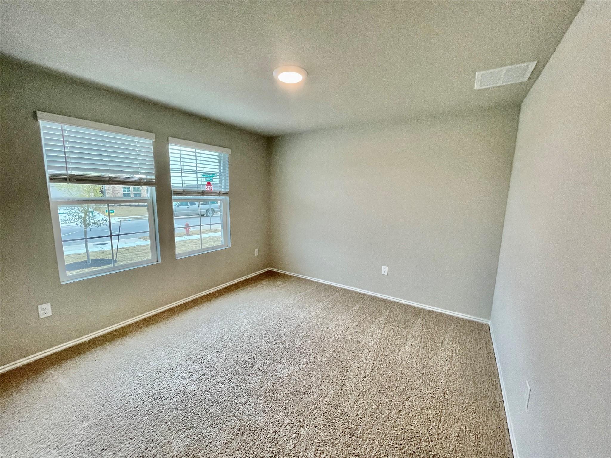 5700 Brampton Ln Property Photo 16