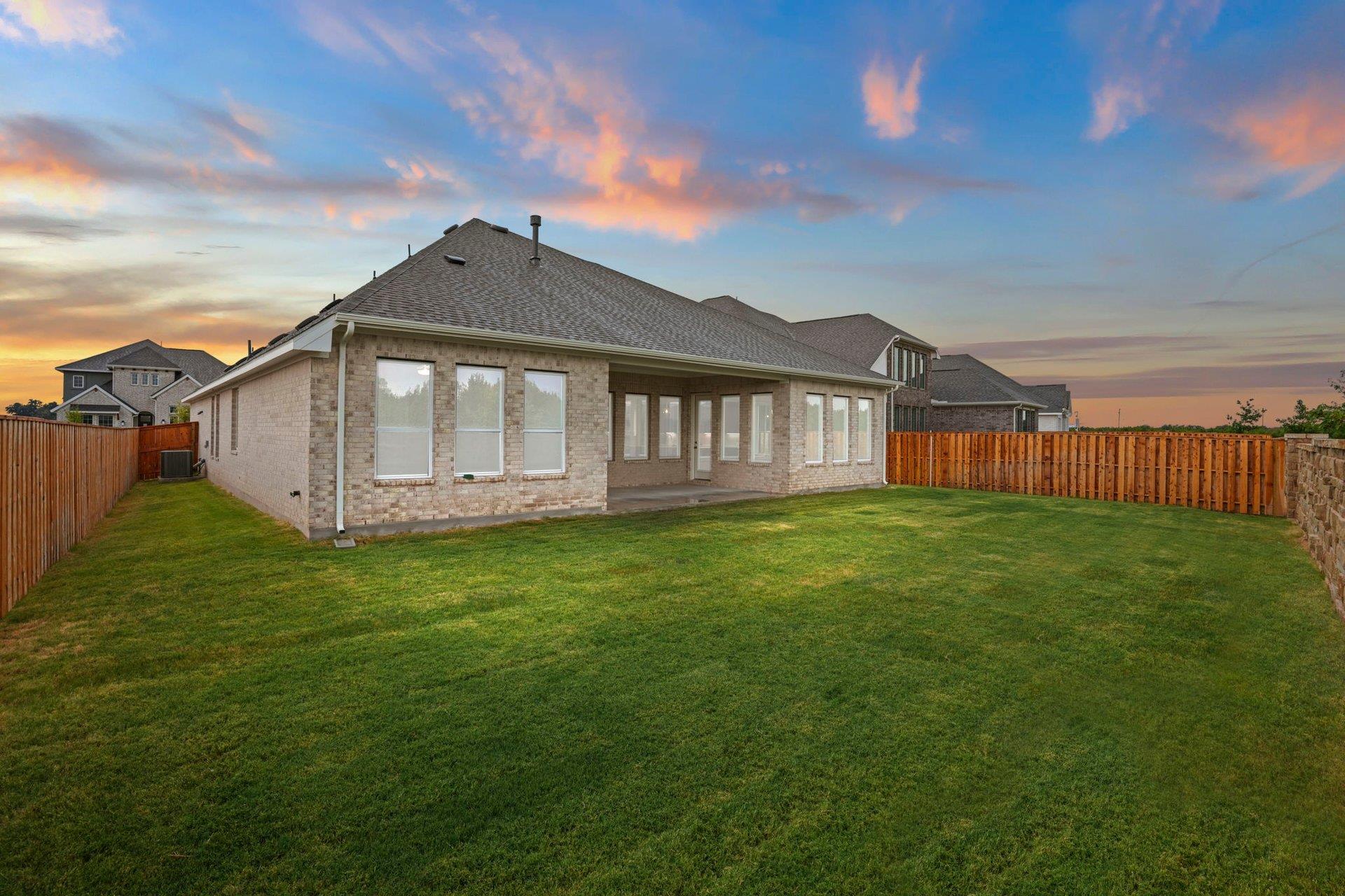 1121 Ellensburg Dr Property Photo 29