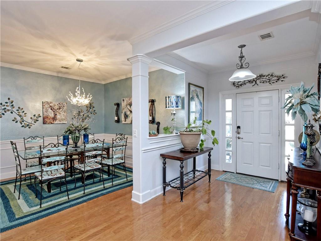 302 San Saba Dr Property Photo 4