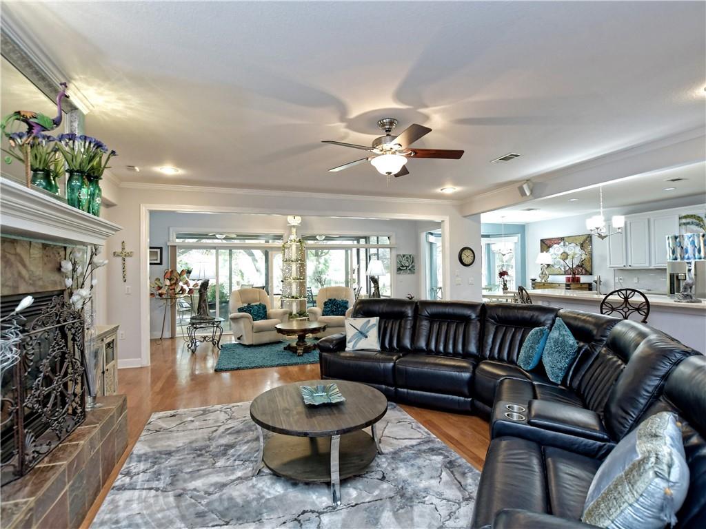 302 San Saba Dr Property Photo 8